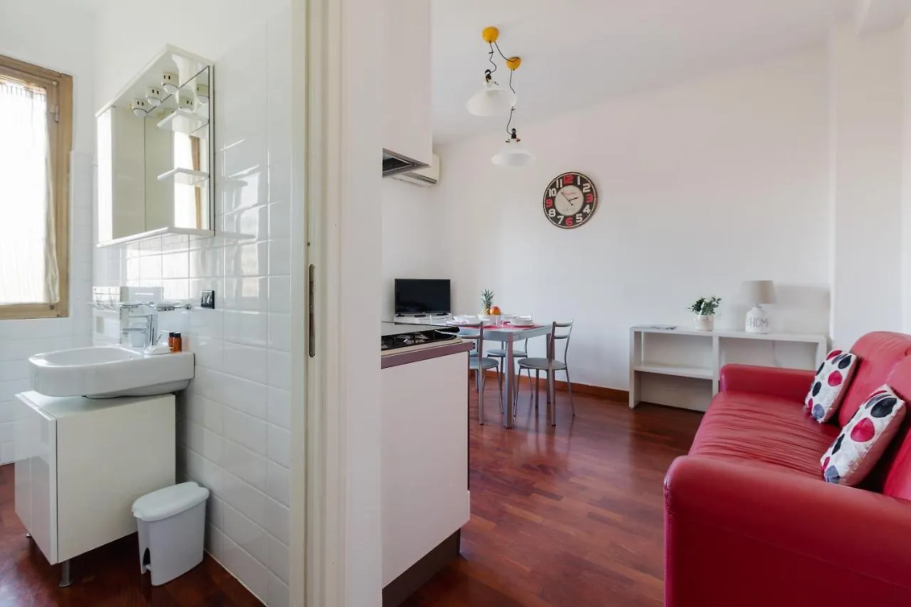 Porta Romana Cosy Nest Milan 0*,  Italy